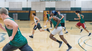 Tendances de la condition physique li&eacute;es au statut pond&eacute;ral: une analyse portant sur plus de 412&rsquo;000 jeunes conscrits masculins suisses de 2007 &agrave; 2022