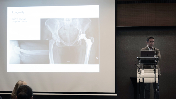 PTH chez les patients jeunes