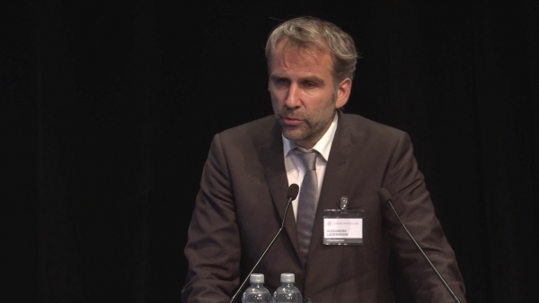 Coiffe non réparable et prothèse inversée (PTEI)