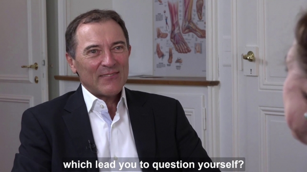 The originel bipedalism - New paradigm in human evolution