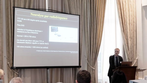 L'antalgie du genou en radiologie interventionnelle