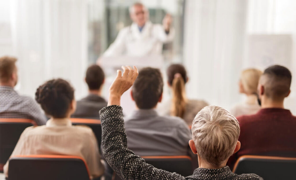 L’objectif de ces colloques est de réunir les équipes d’orthopédie, de radiologie, de médecine du sport et de physiothérapie pour échanger sur des sujets pluridisciplinaires dans le cadre de la formation Medicol.
